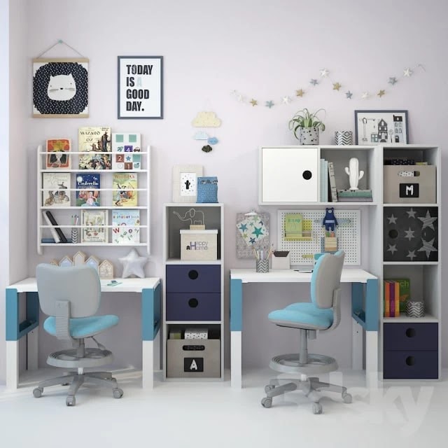 Writing desk and decor for a nursery 2